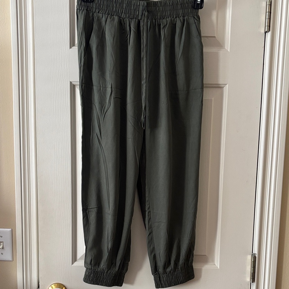Women’s Olive Green jogger Pants